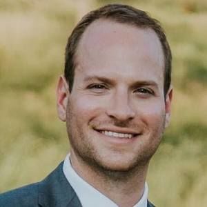 Meet your Posher, Dustin